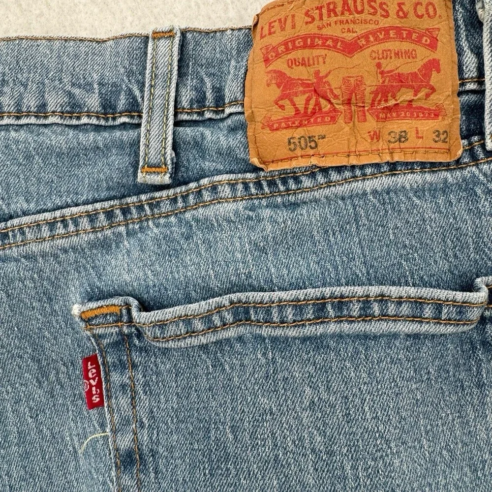 Levis up sale